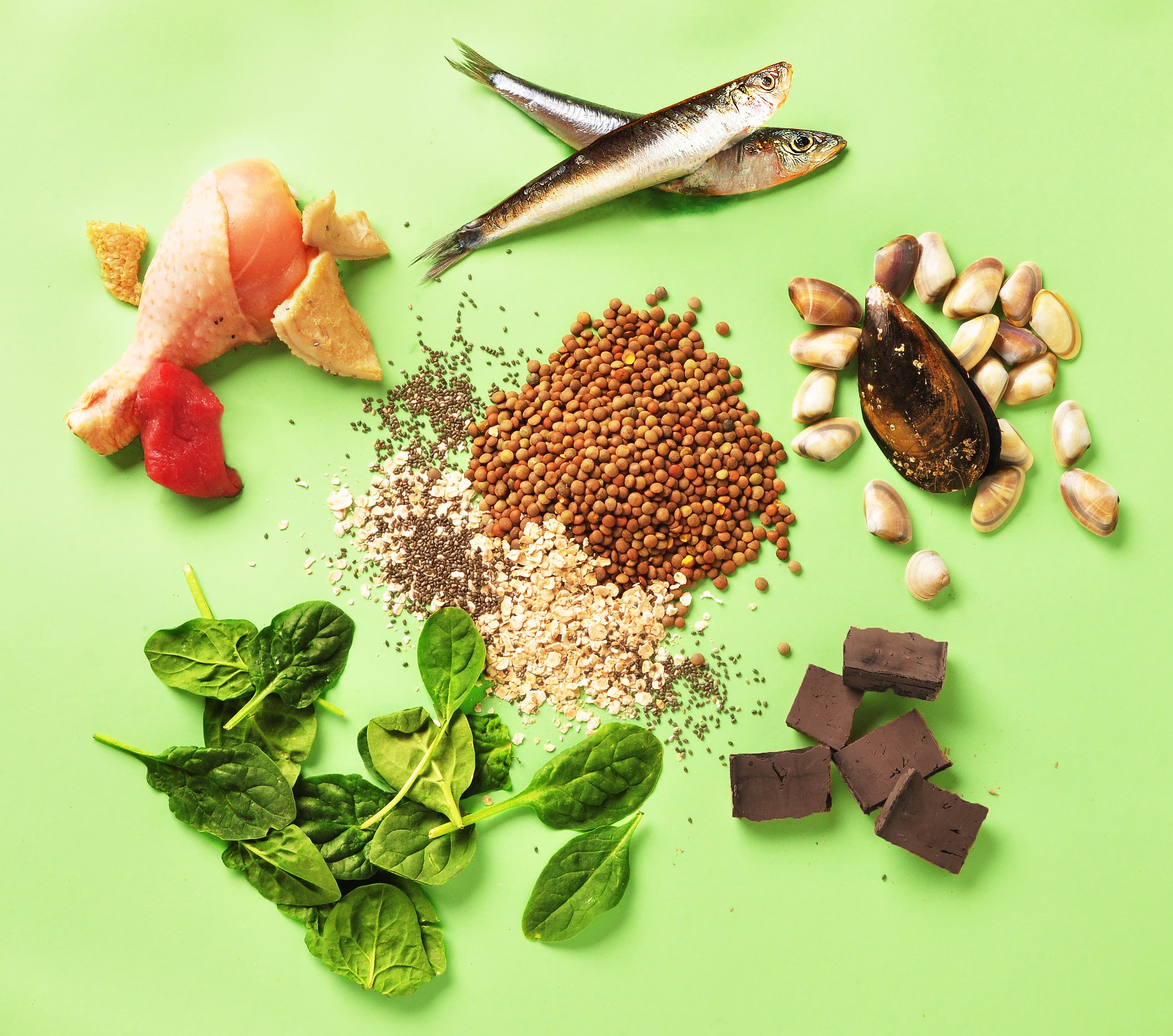 ¿Siempre cansada? Estos son los alimentos ricos en hierro que recuperan tu energía desde el plato