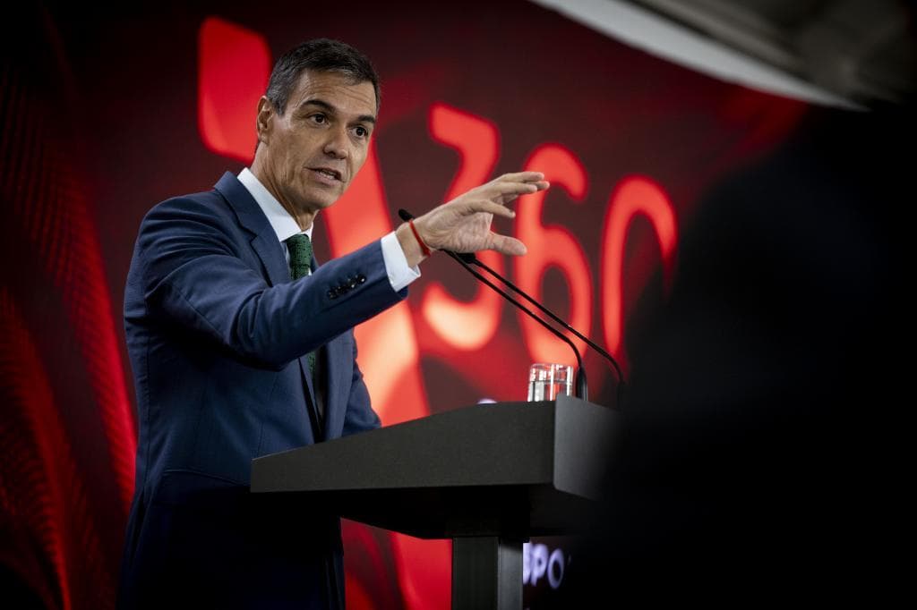 Moncloa denuncia una "persecución judicial" contra Begoña Gómez y acusa a Peinado de "acoso", mientras el PP se frota las manos: "No hay banquillo para tanto acusado cercano a Sánchez"