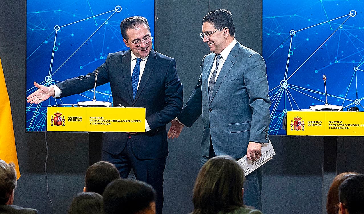 España, atrapada entre las amenazas de Marruecos y Rusia