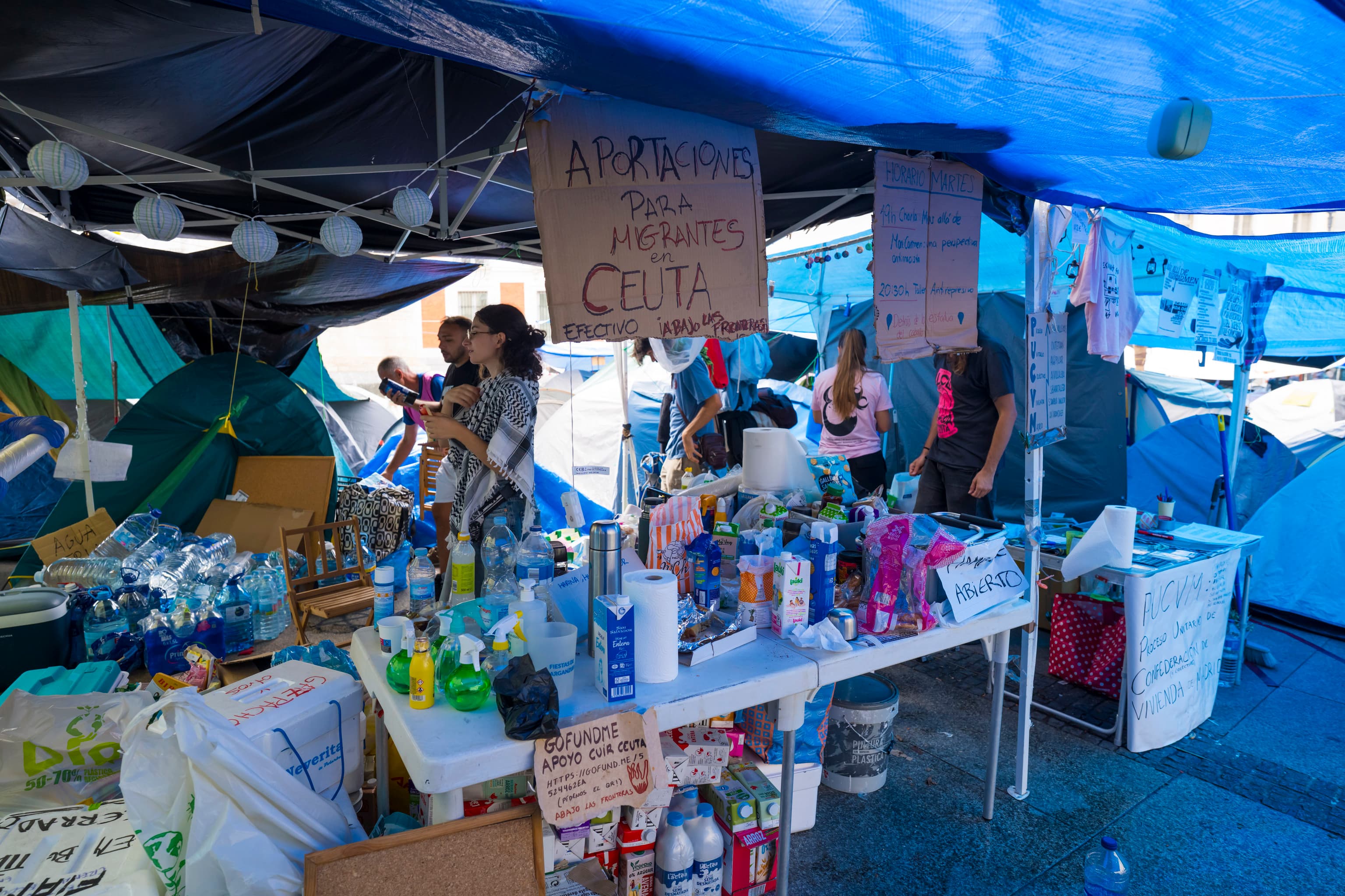 'Bengala', la activista que ocupó 'Casa 47' y ha desaparecido de la acampada de Sol tras pedir 'bizums' para los inmigrantes de Ceuta a nombre de una escort