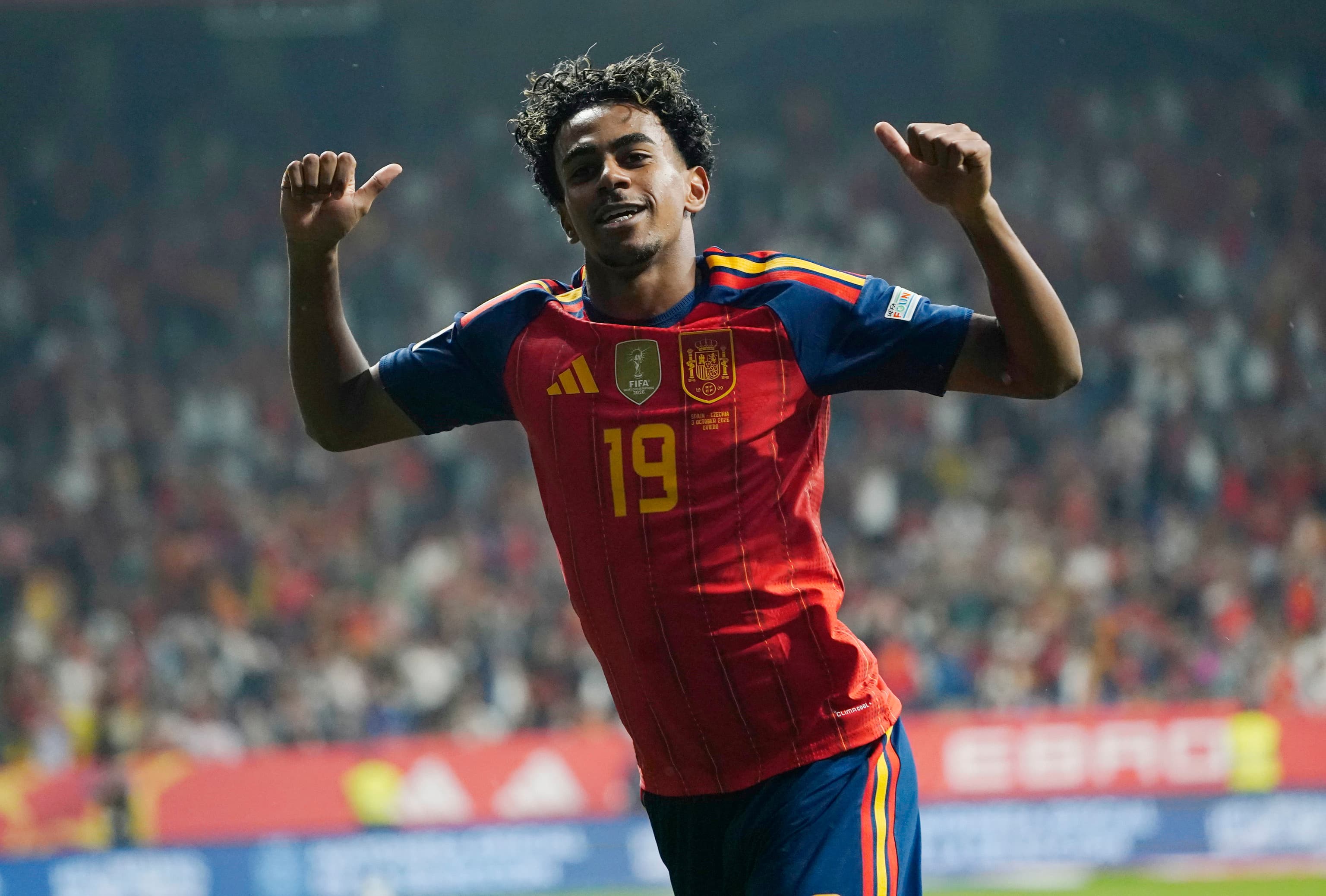 Lamine Yamal, la felicidad siempre es titular