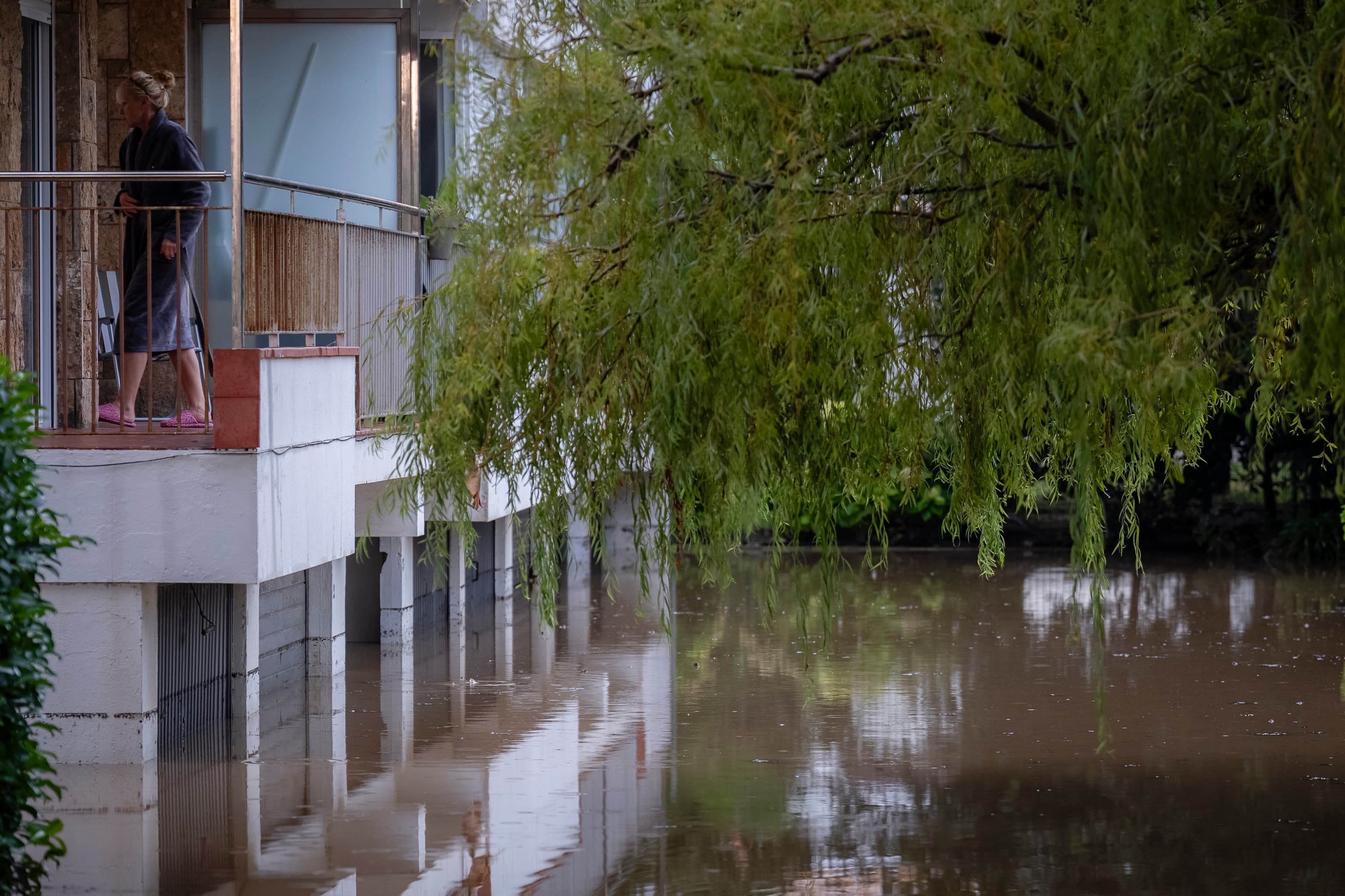 La Generalitat vuelve a activar la alarma ES-Alert por lluvias torrenciales en Cataluña, con inundaciones en Granollers y afectaciones en la movilidad