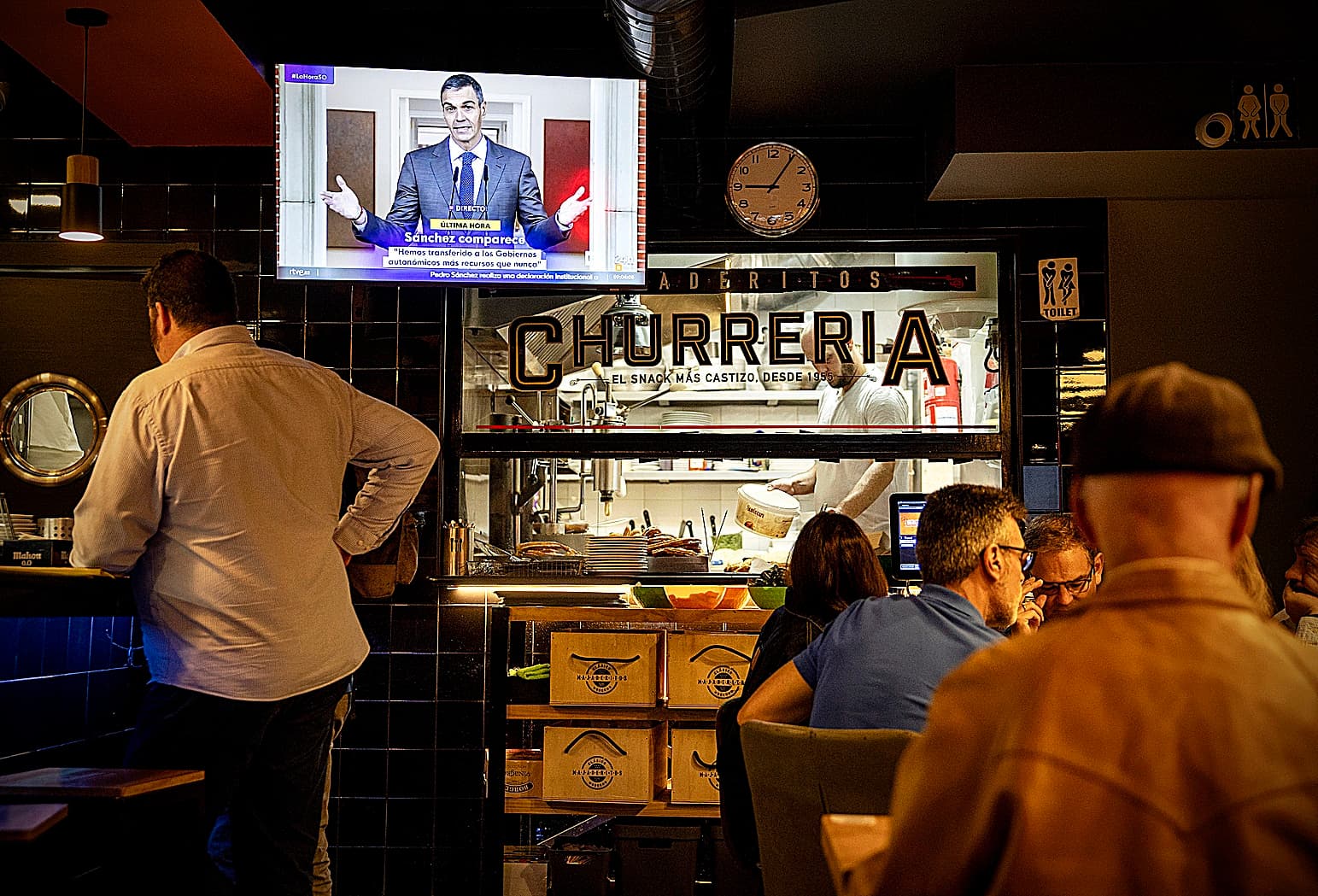 Sánchez, entre la profecía de Ábalos y el milagro de Maricarmen
