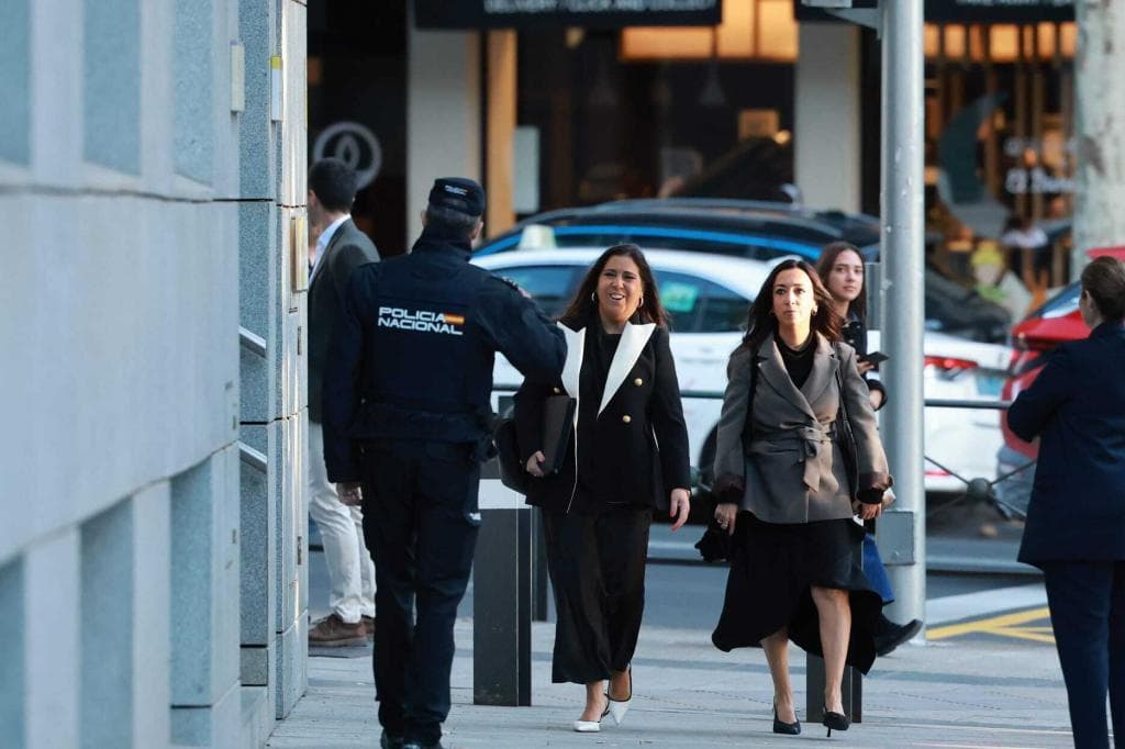 La juez Biedma declara en la Audiencia Nacional que se sintió "angustiada" cuando detectó vigilancias en el colegio de sus hijas
