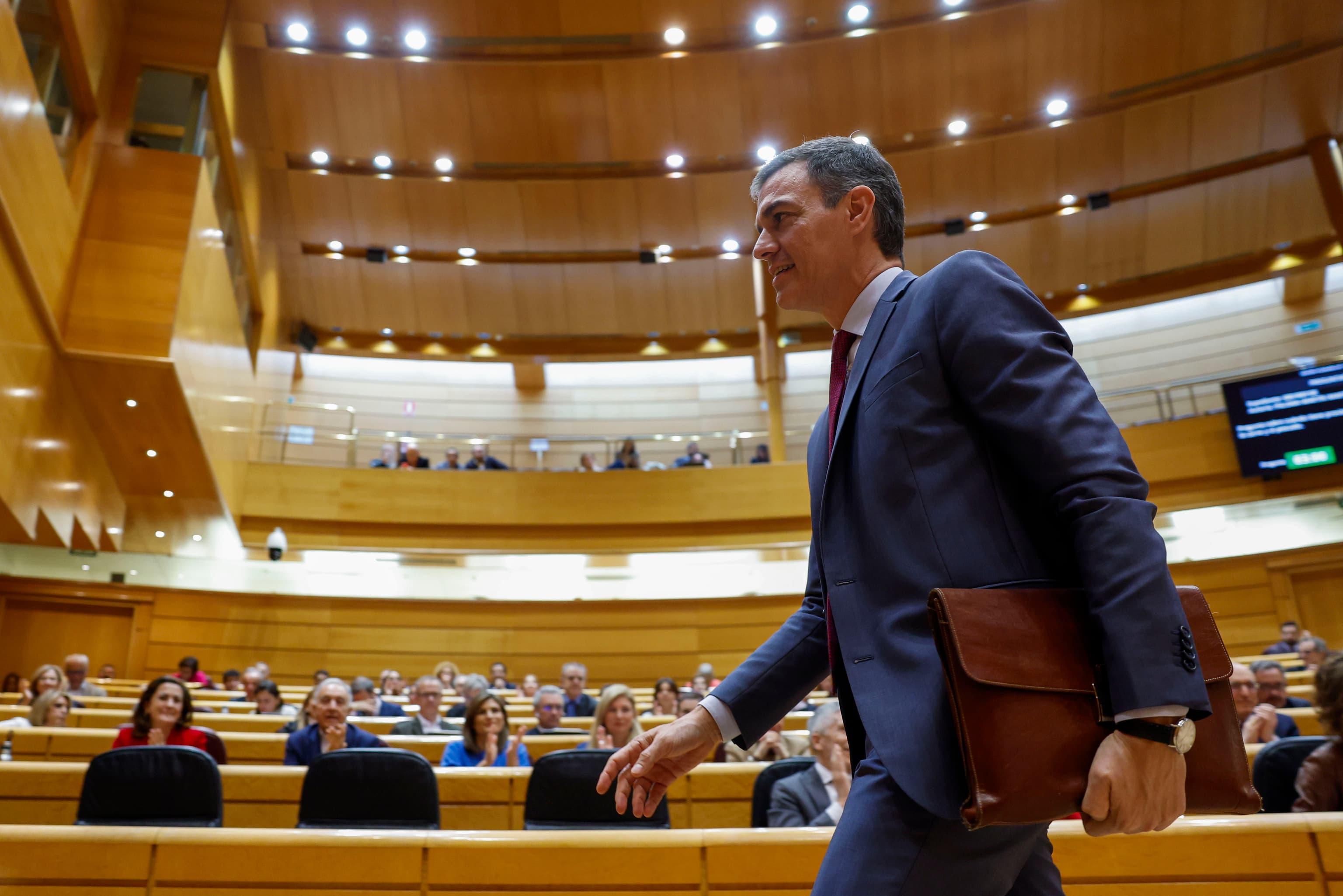 Sánchez lanza un 'frente popular' en el Senado para limitar las reformas del PP