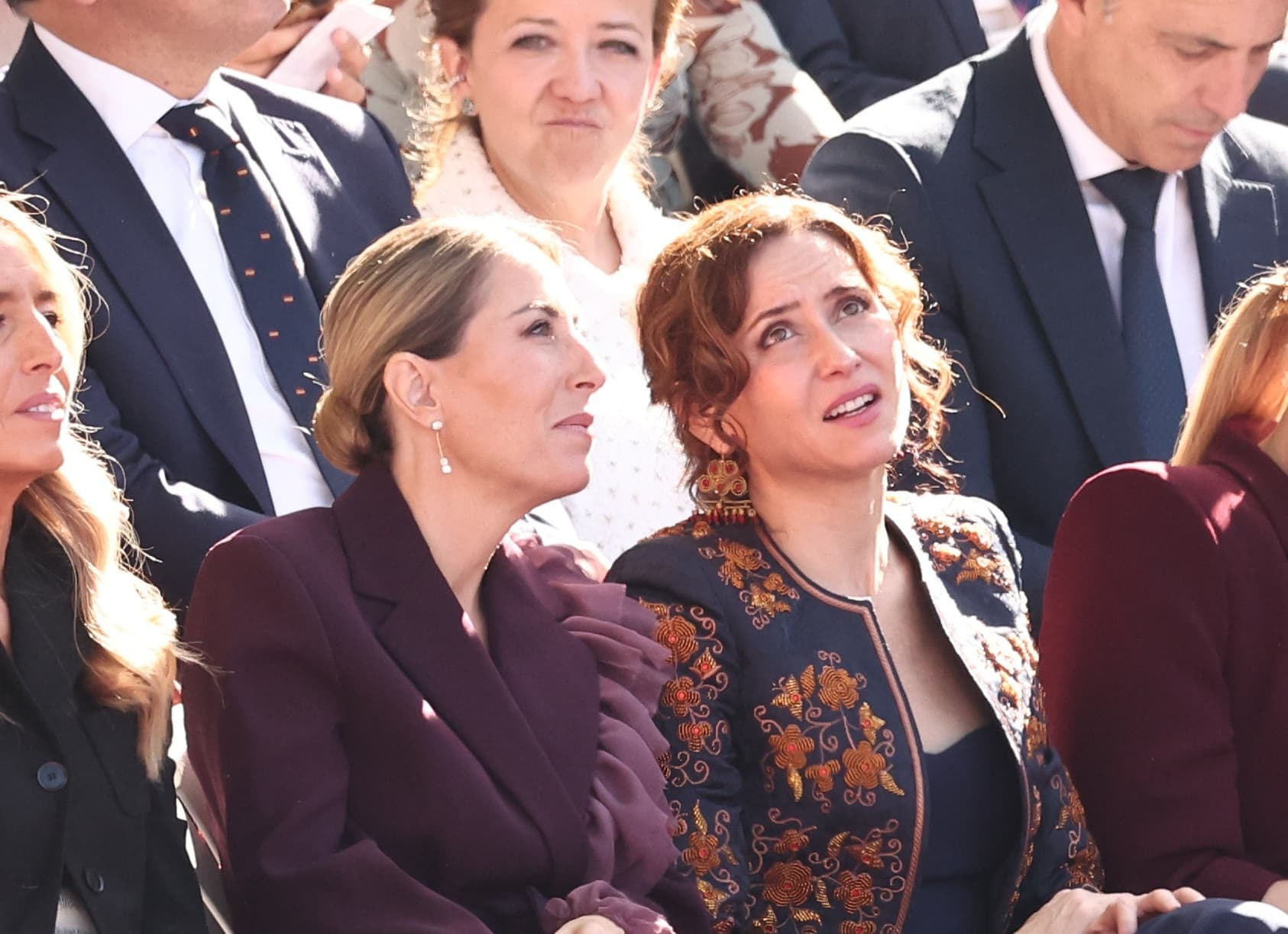 Isabel Díaz Ayuso, la más cañí en el desfile militar del Día de la Hispanidad con una torera bordada