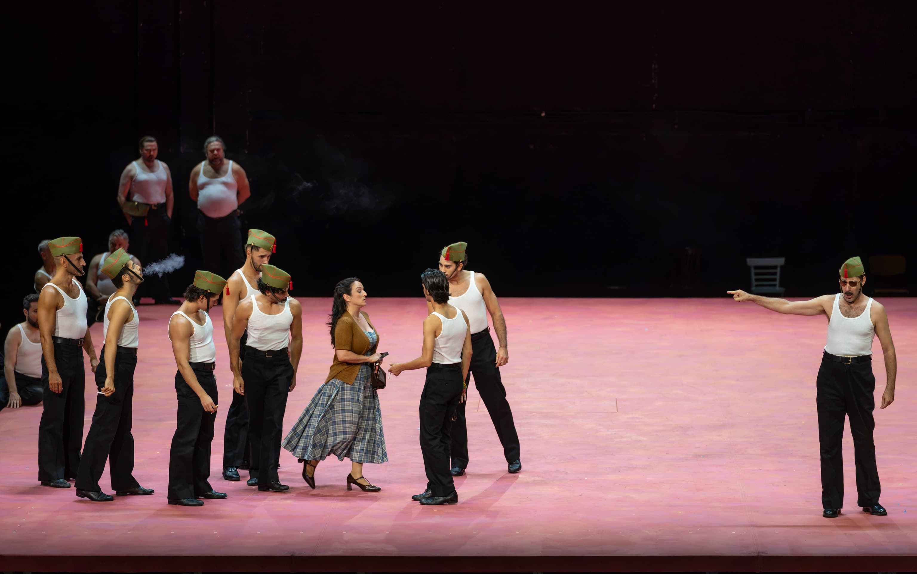 Carmen de Bizet en el Palau de les Arts; elenco problemático, poderosa dirección musical, enconada frialdad