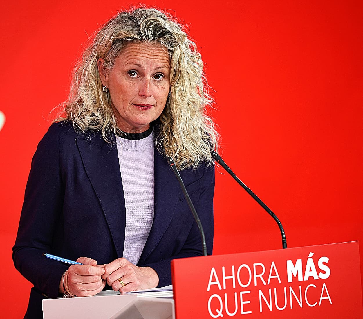 Los "30 pisos" de la pareja de la portavoz de Ferraz le explotan al PSOE en su campaña contra los "rentistas"