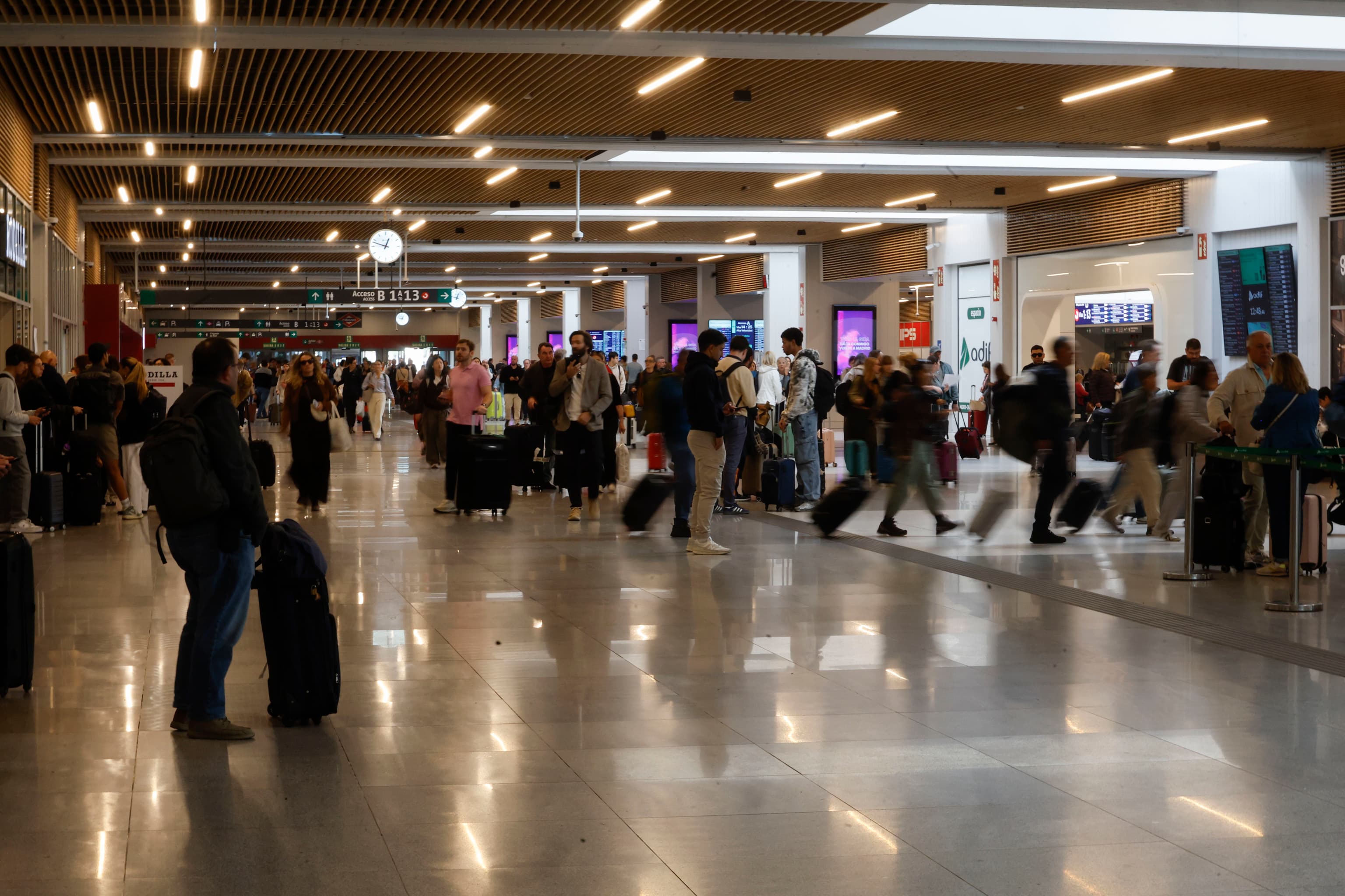 Los maquinistas convocan una huelga de 24 horas en Renfe el 29 de octubre