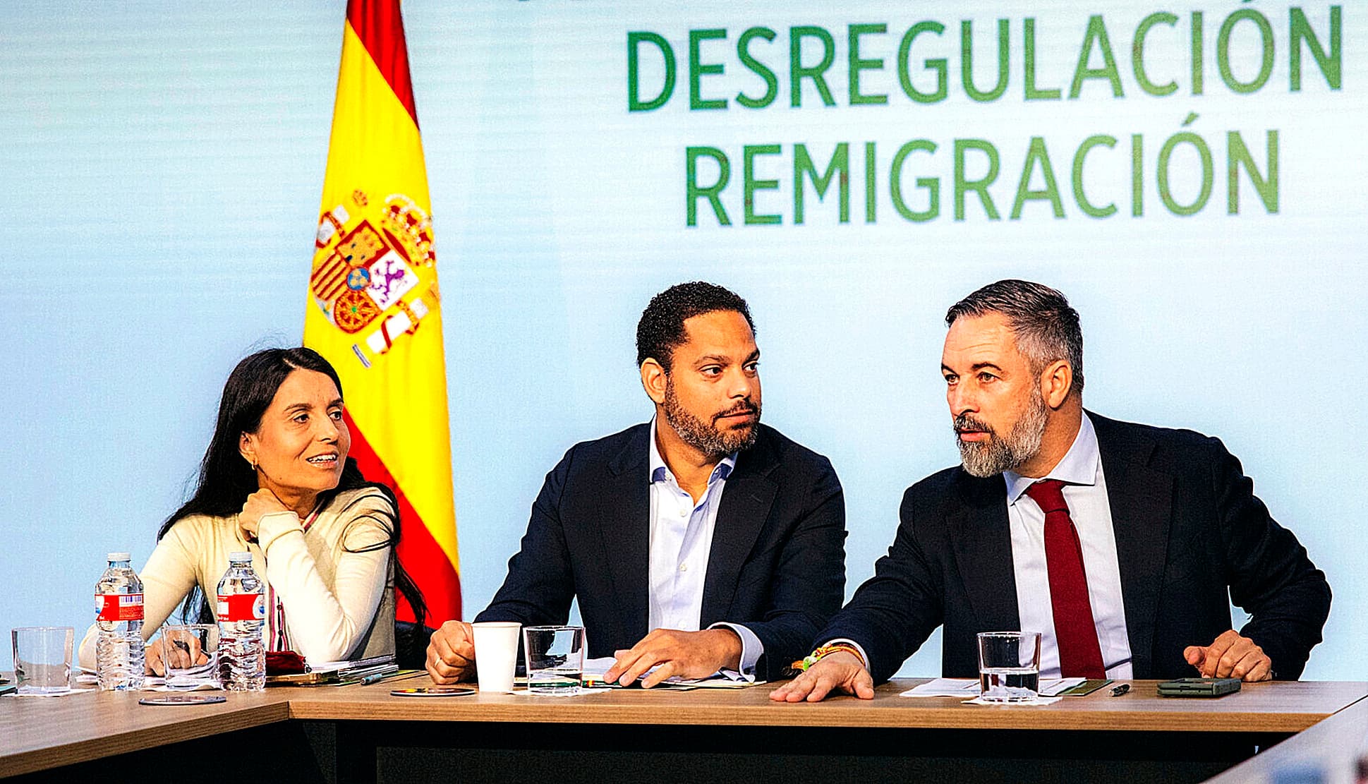 Vox se abre a facilitar la mayoría en el Senado si el PP le cede senadores