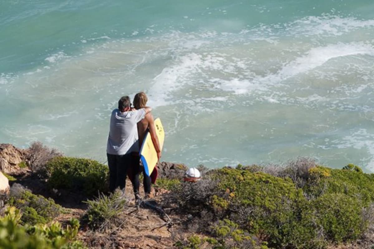 Muere una mujer al ser atacada por un tiburón en una playa de Sudáfrica