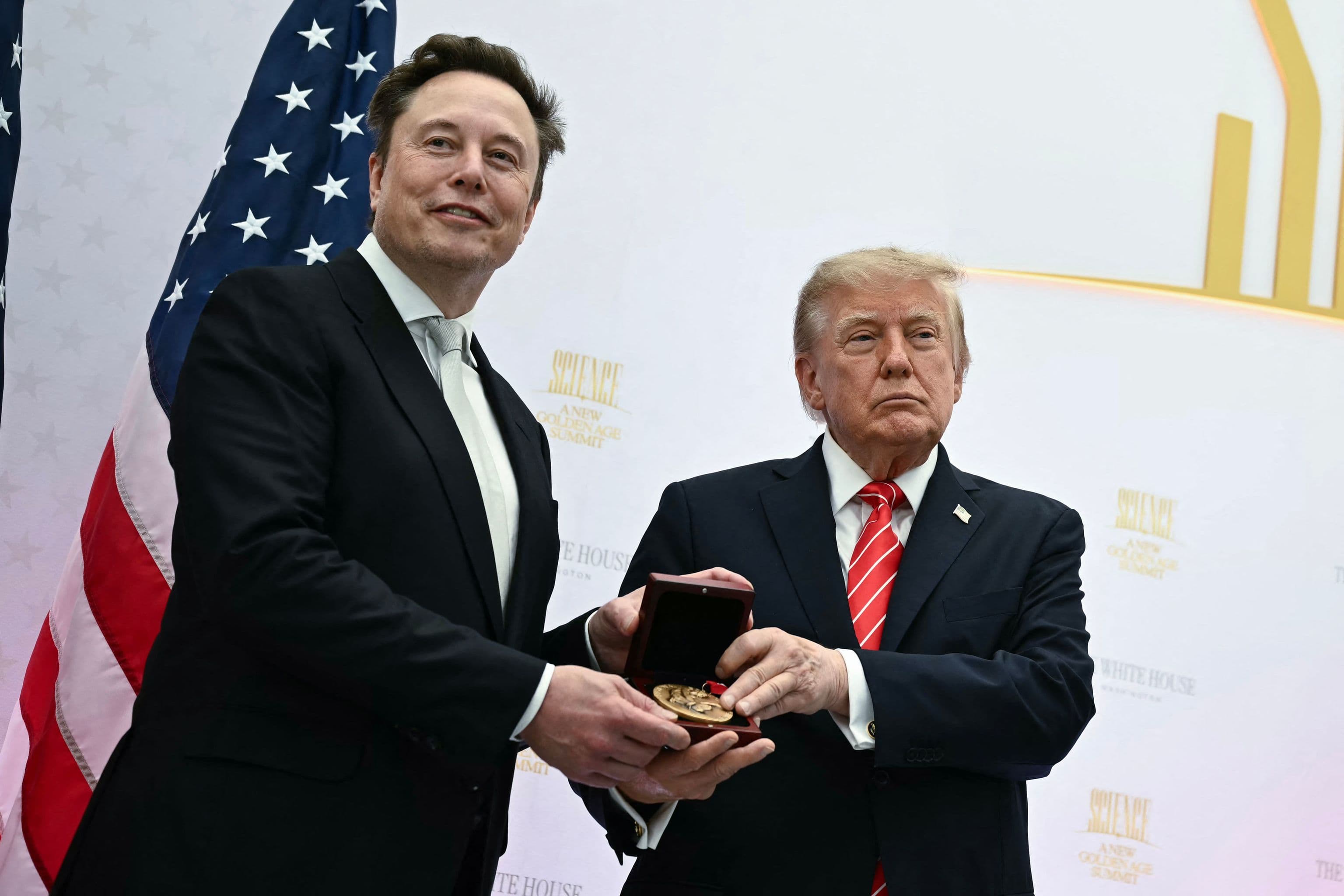 Musk ordenó la ralentización de Starlink que cogió desprevenida a Ucrania