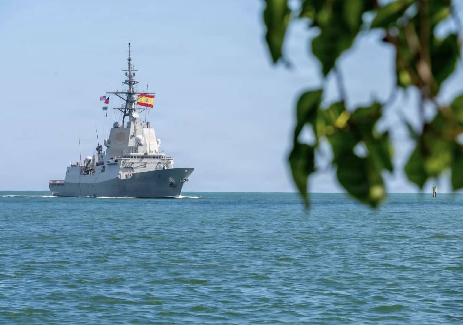 La fragata 'Álvaro de Bazán' vuelve a España después de cinco meses: 30.000 millas náuticas, 161 días y dos océanos