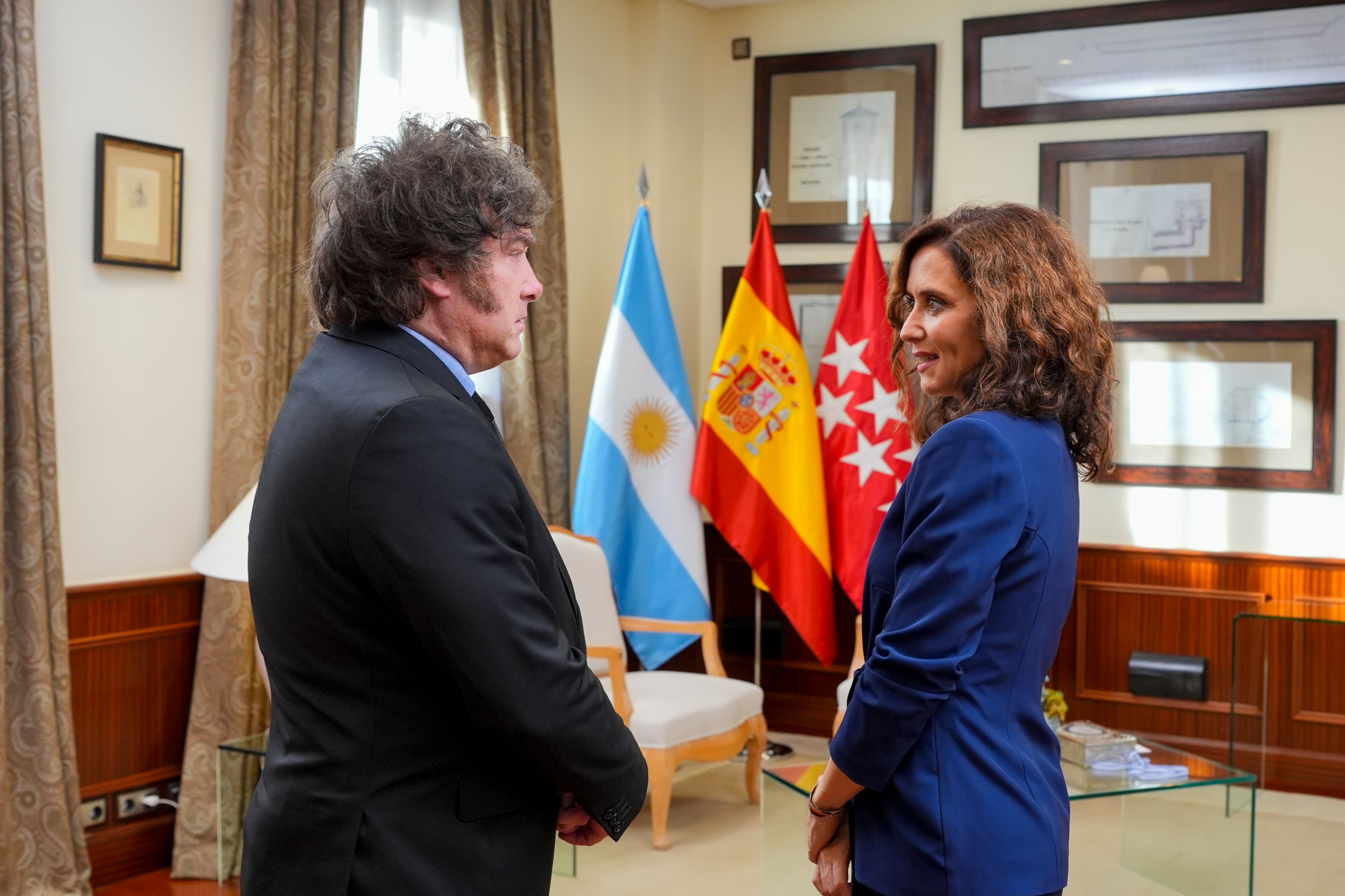 De las facturas del PSOE a la 'oposición' interna a Feijóo