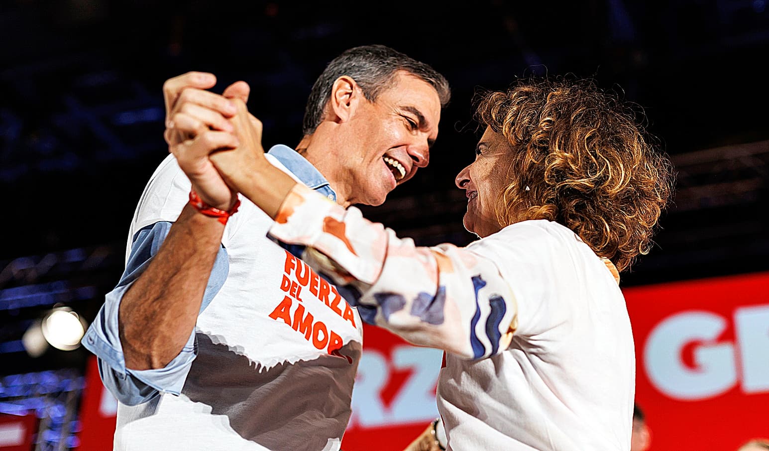 La otra campaña para "humanizar" a Sánchez: "Tiene sentido del humor y ese deje chulo madrileño"