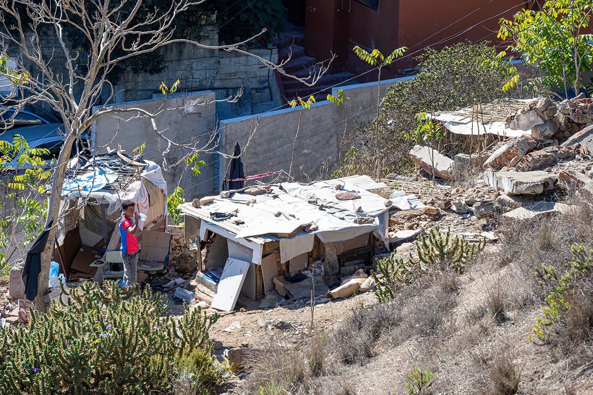 Entramos en el temible barrio de El Príncipe: "Hay gente sacando tajada" del asalto masivo a Ceuta