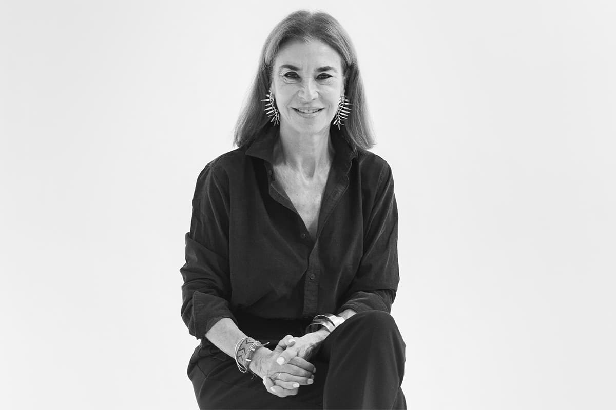 Carmen Posadas: "En la España de la Transición, los ricos y triunfadores no eran sospechosos sino un modelo a seguir"