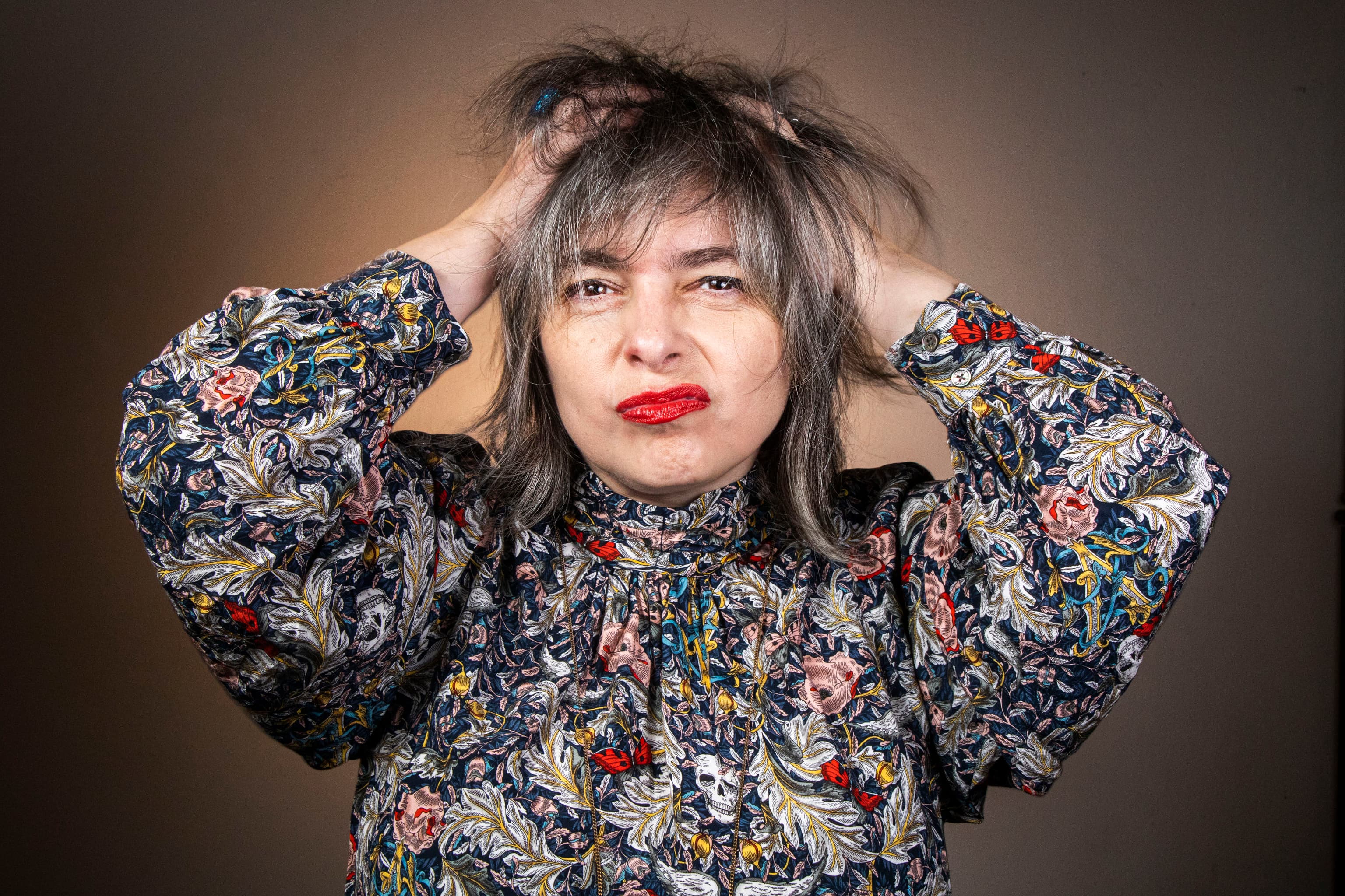 La Biblia del terror de Mariana Enriquez: "Los multimillonarios tecnológicos que sueñan la fantasía de vivir para siempre son los vampiros contemporáneos"