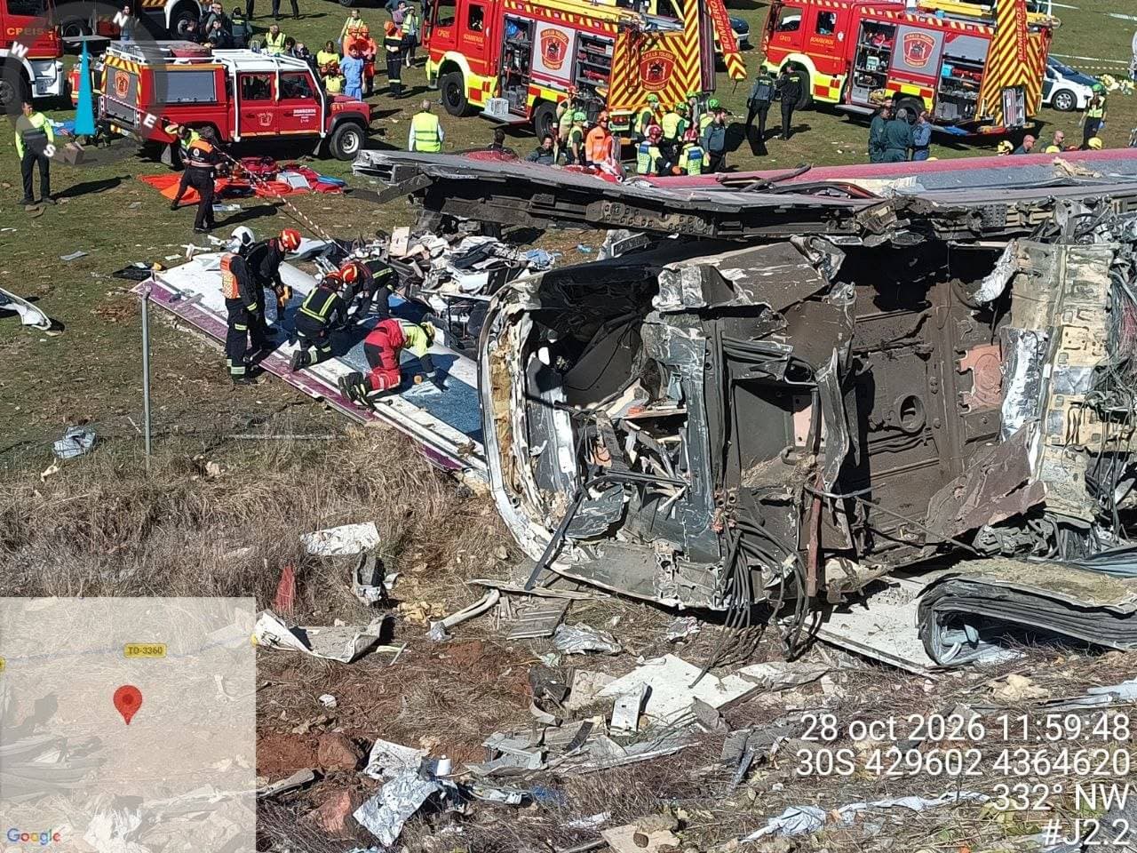 El accidente de Urda, un escenario más dantesco que Adamuz y un rescate extremo palmo a palmo: "Al levantar una plancha había dos muertos y otros cuatro a los que aún no se puede llegar"