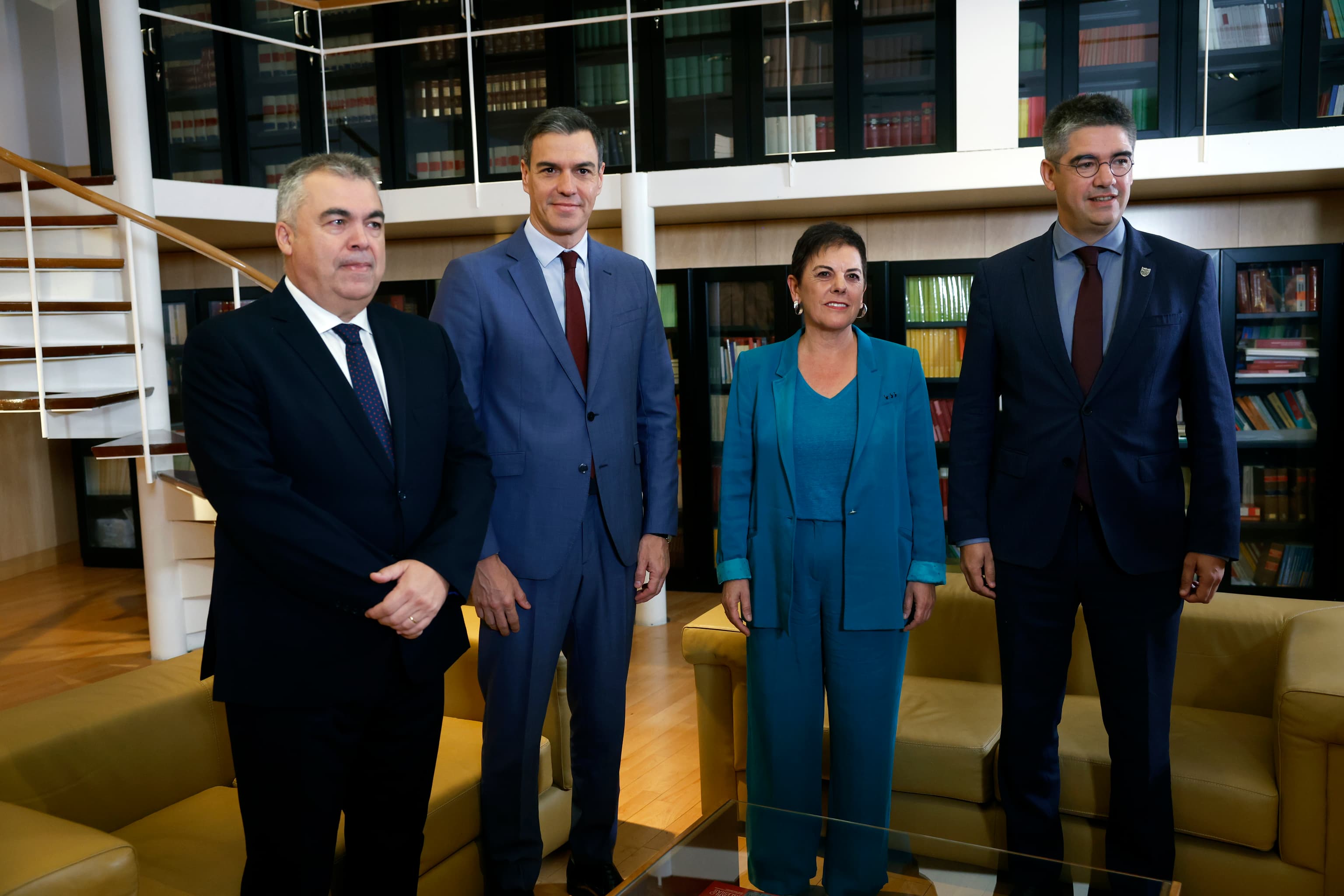 EH Bildu ganaría las elecciones generales en Euskadi al lograr 7 diputados gracias al desplome total de Sumar y de Podemos