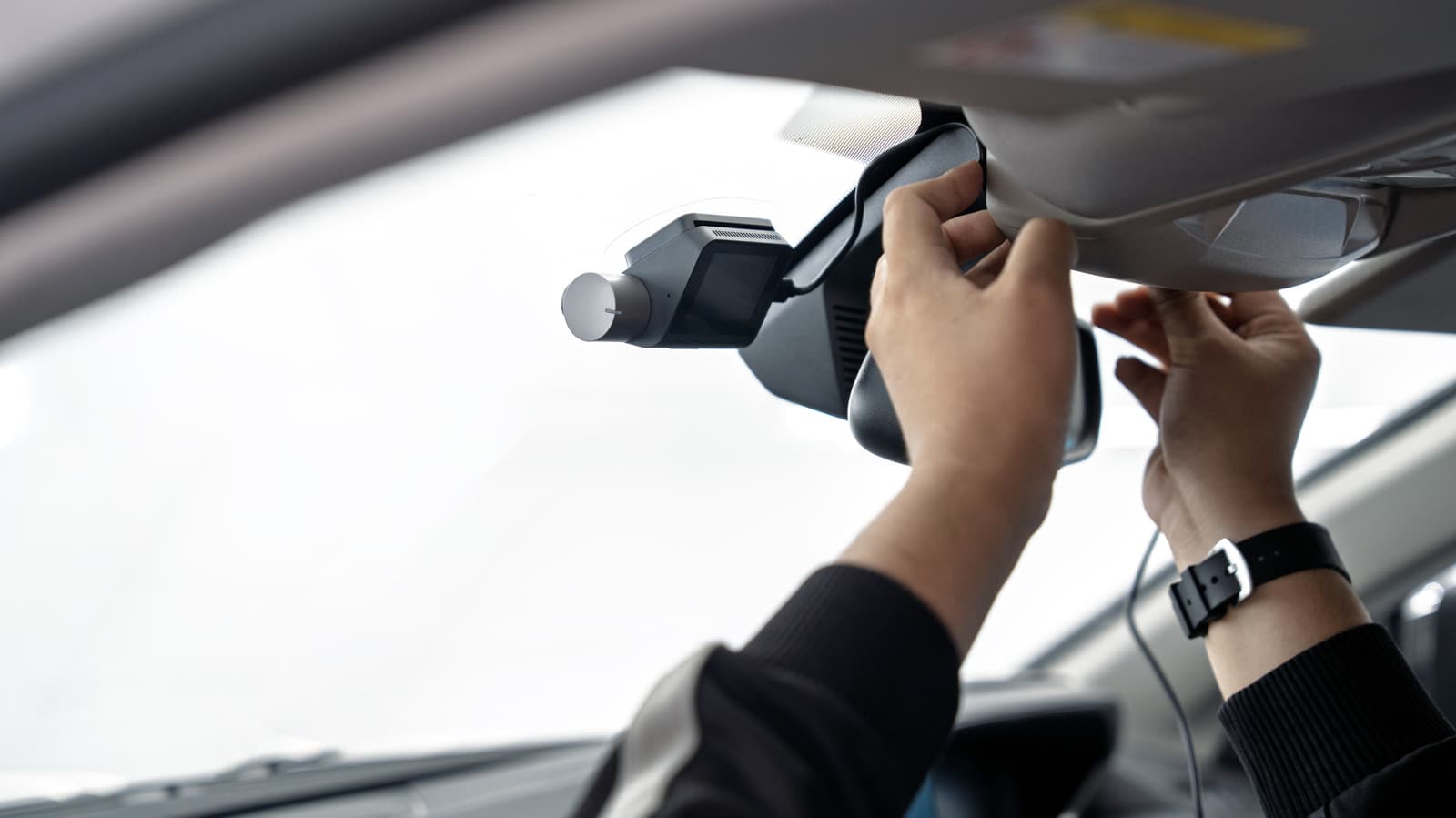 How does a backup camera actually work?