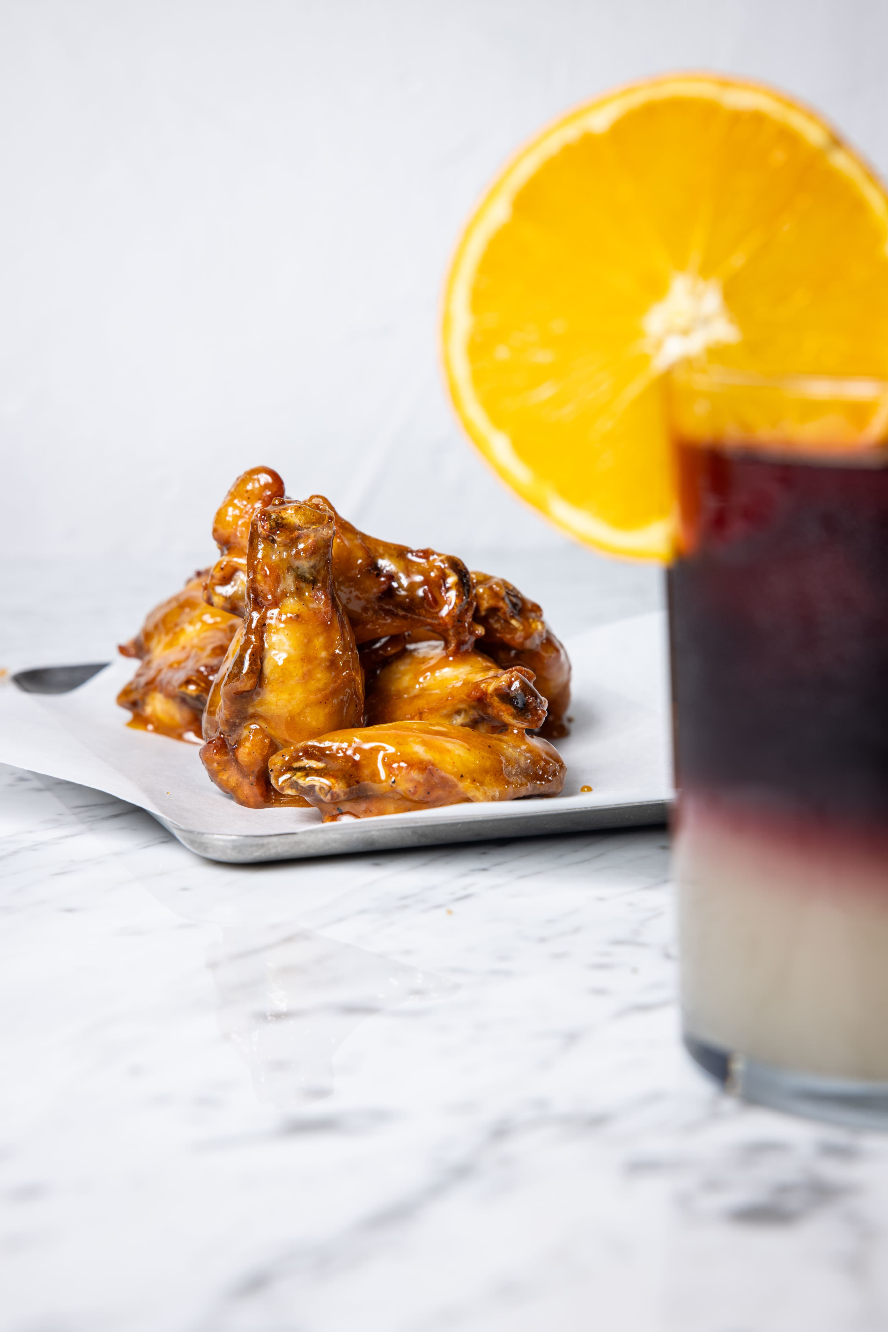 De Beirut a Madrid, Lord of the Wings trae a la capital sus alitas de pollo épico: "A la semana servimos cientos de kilos"