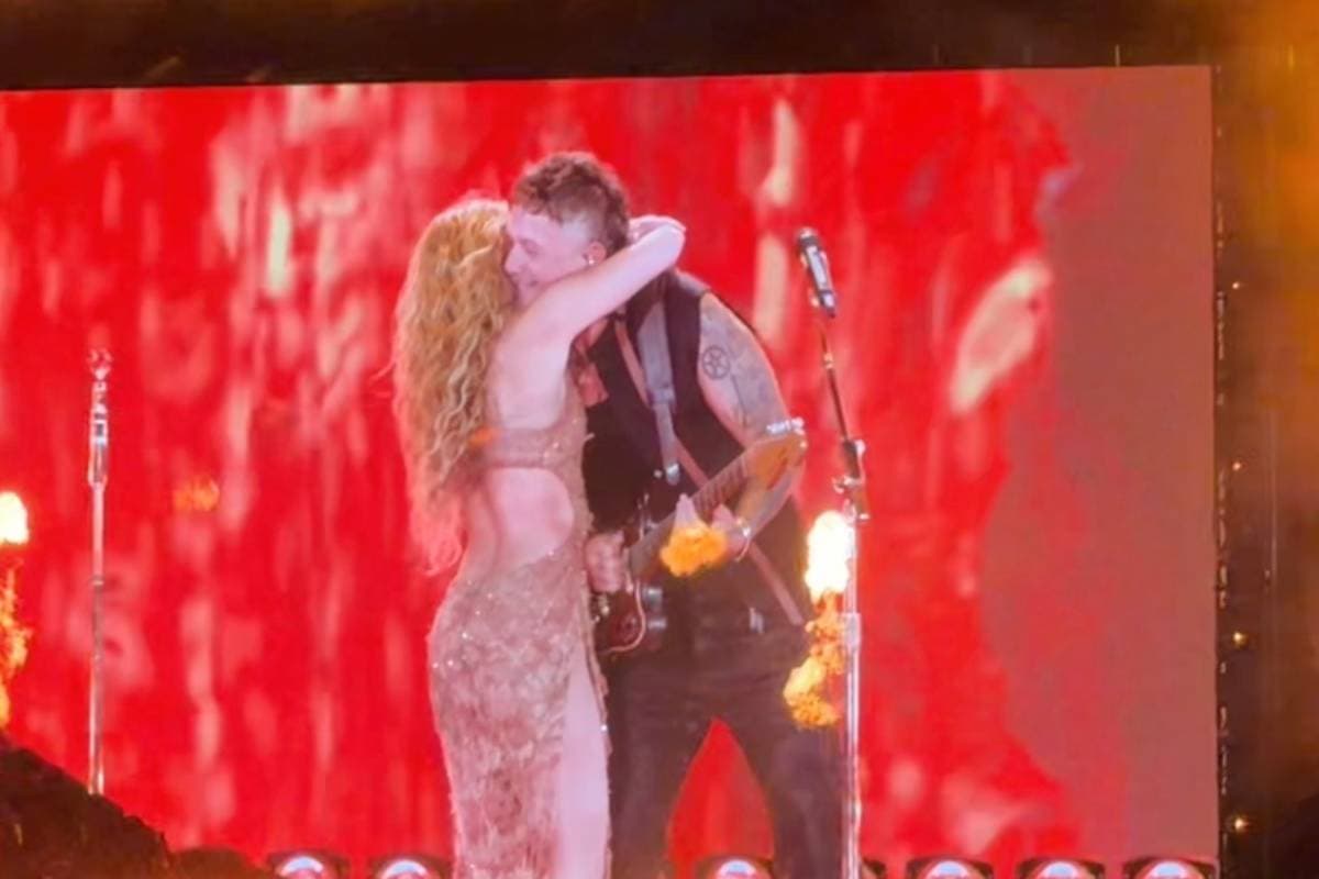 Madrid estalla en rugidos con el reencuentro de Alejandro Sanz y Shakira sobre los escenarios