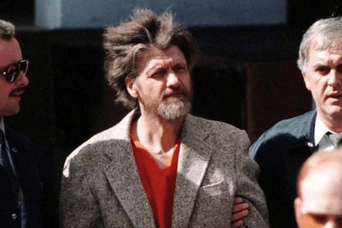 Las "profecías" sobre la IA de Unabomber: el prodigio matemático de Harvard que se convirtió en asesino y ahora revive en Netflix