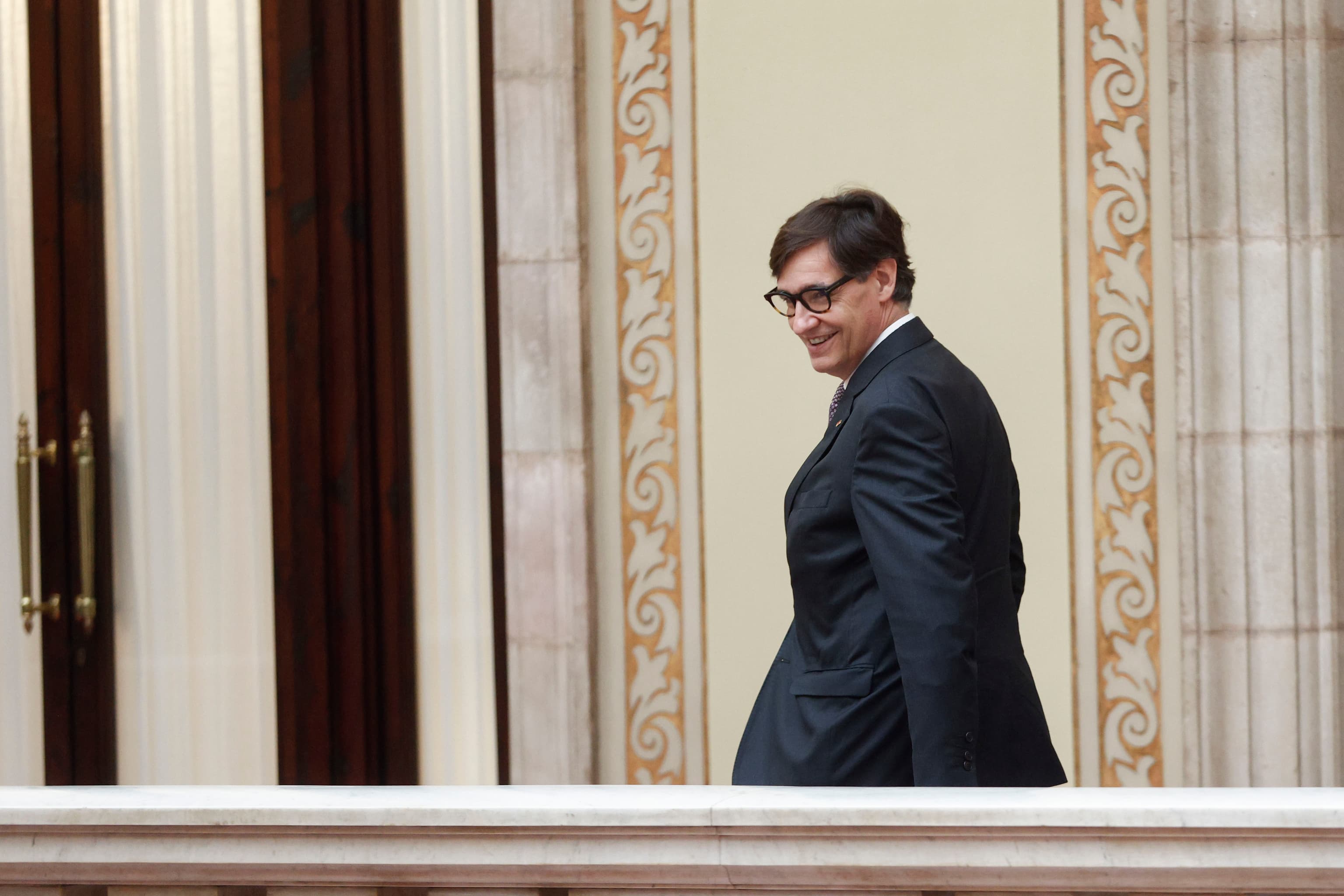 Illa anuncia que la Generalitat comprará conjuntamente pisos con particulares sin ahorro suficiente para lograr una hipoteca