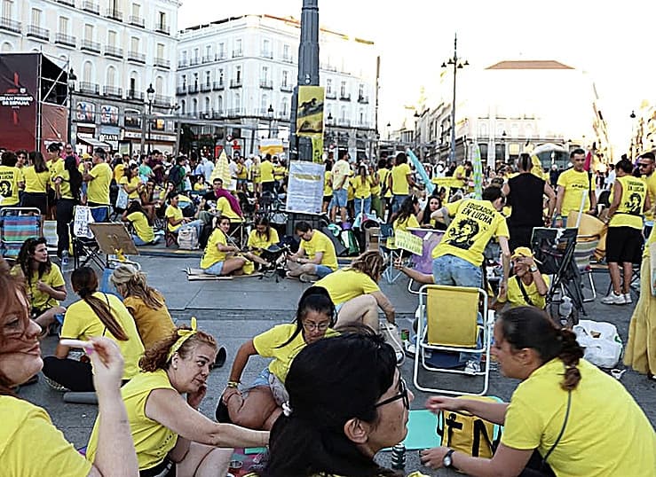 Acampadas con diferentes normas: las profesoras de Infantil pidieron instalarse en Sol 15 días y la Delegación lo limitó a cuatro