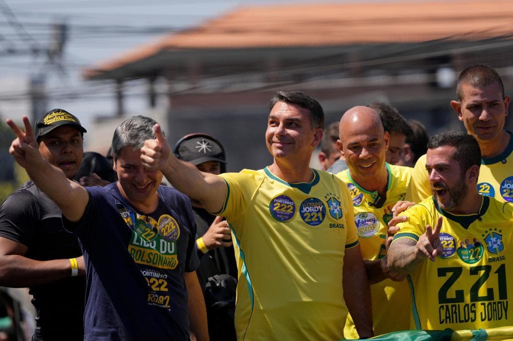 Flávio Bolsonaro, el turno de '01' en una familia que quiere ser una dinastía política: "Papá, te honraré"