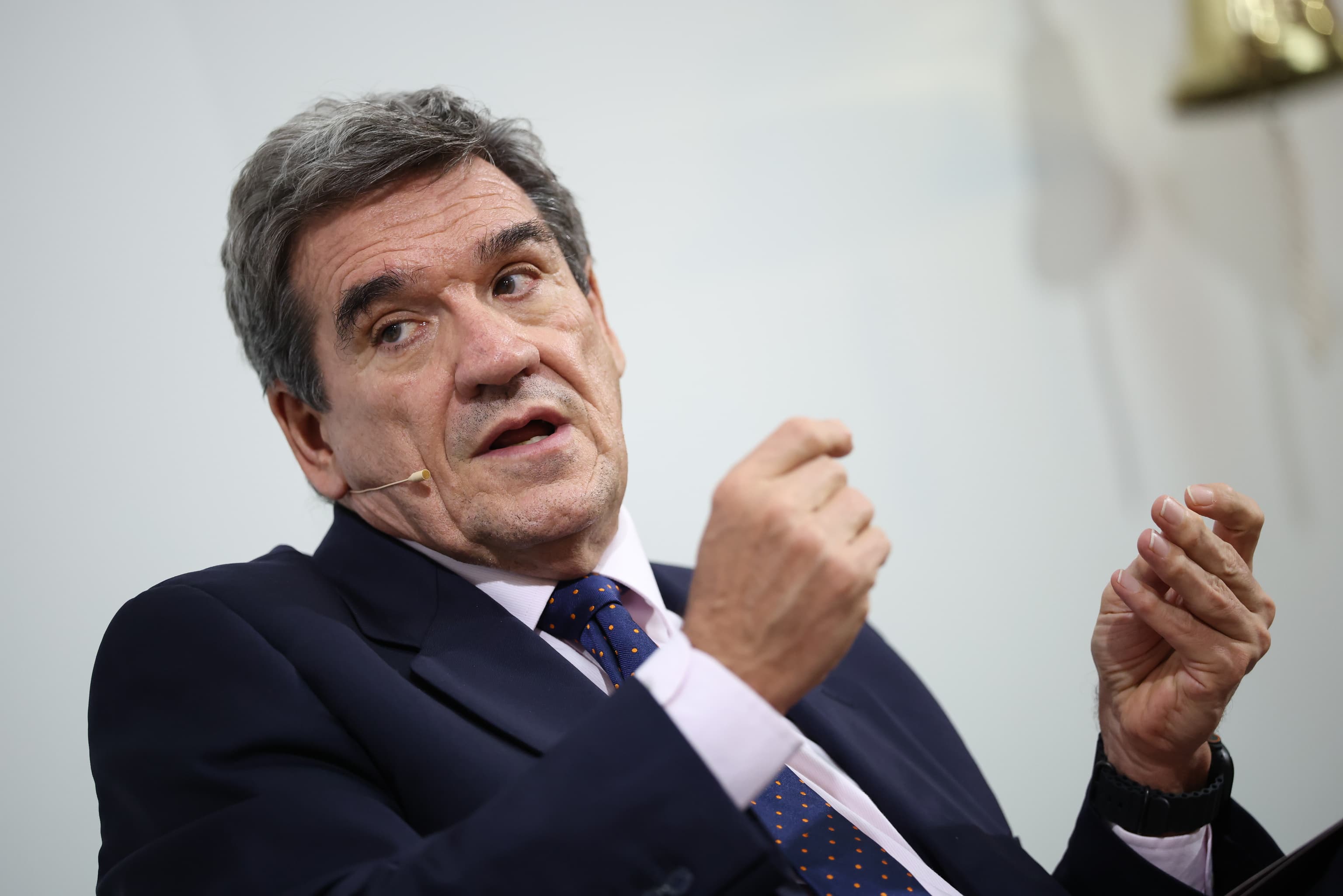 El Banco de España prevé "inflación elevada" hasta 2028 y avisa de "persistencia de restricciones" en la construcción de viviendas