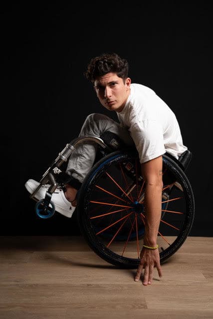 Carlos Tatay, la promesa del motociclismo español que quedó en silla de ruedas tras un accidente: "Volver a sentirme válido me ayudó muchísimo"