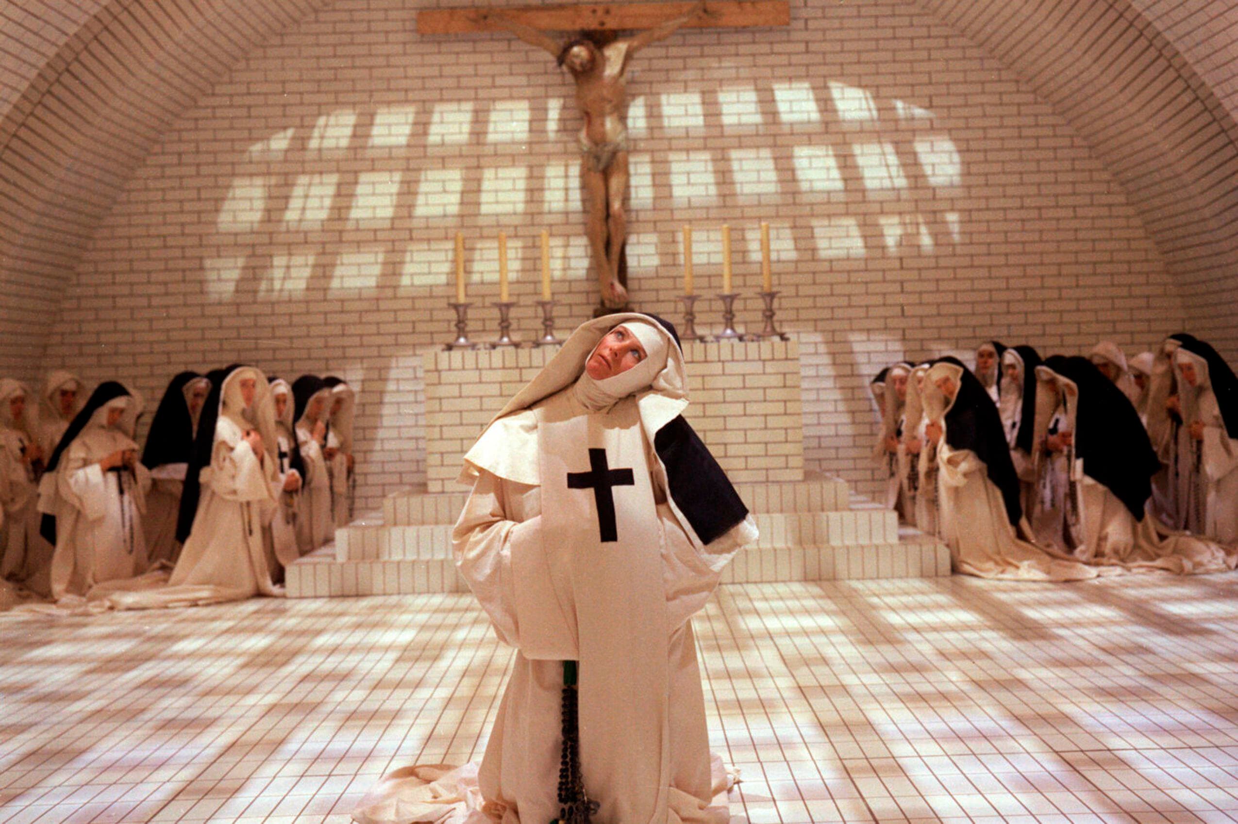 Los cines recuperan "la violación de Cristo", de Ken Russell: la película más tiempo censurada de la historia del cine