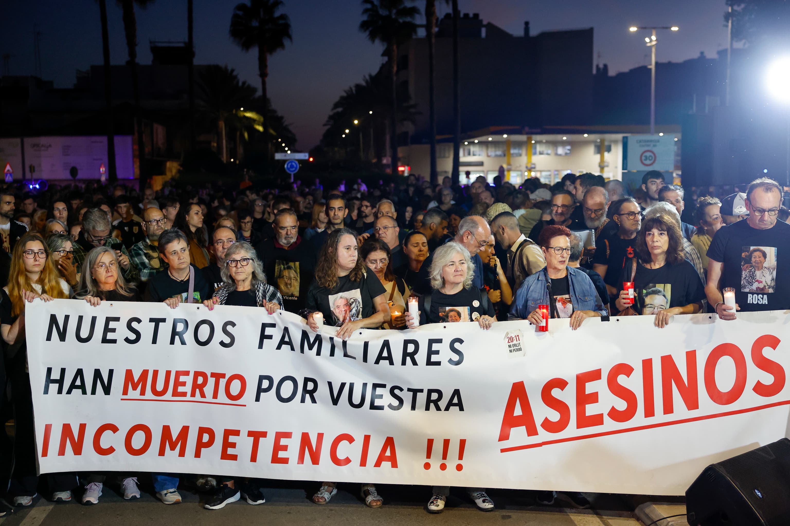 Marchas silenciosas que mantienen el recuerdo vivo de la dana: "Continúa el dolor"